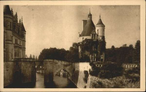 Chenonceaux Chateau Tour Marques