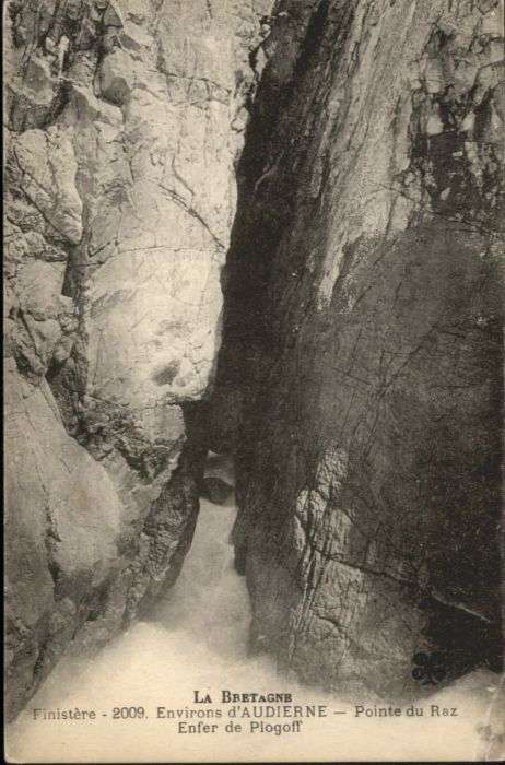 Pointe du Raz Höhle Schlucht Plogoff