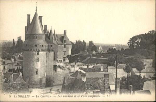 Langeais Chateau Jardin Pont Suspendu
