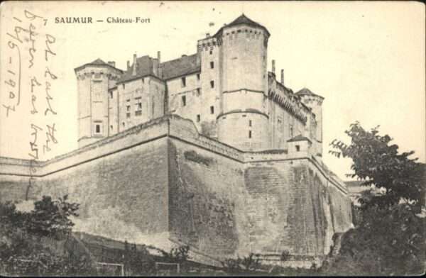Saumur Chateau