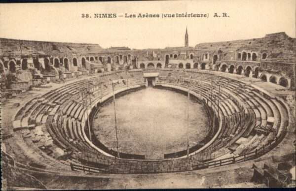 Nimes Arenes