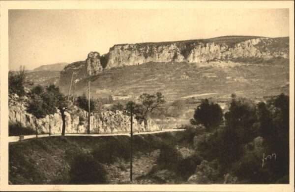 Hoehlen Caves Grottes Grotte Demoiselles Massif Thaurac
