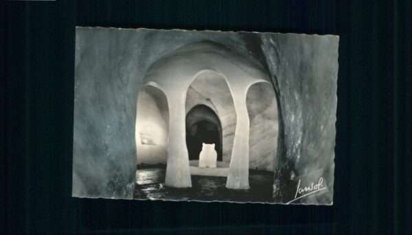 Chamonix Chamonix-Mont-Blanc Grotte Glace