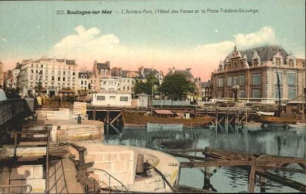 Boulogne-sur-Mer Arriere Port Hotel des Postes Place Fre