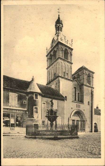 Saulieu Basilique Basilika St. Andoche
