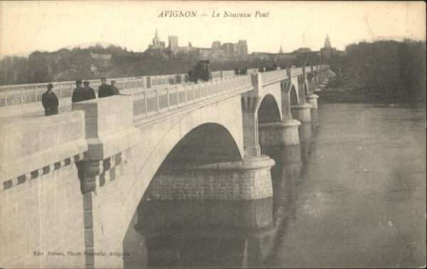 Avignon Vaucluse Avignon Nouveau Pont