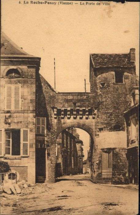 La Roche-Posay Porte Ville