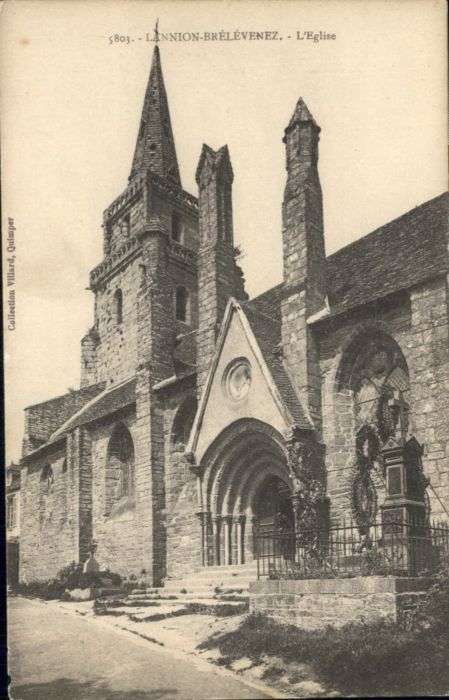 Brelevenez Eglise