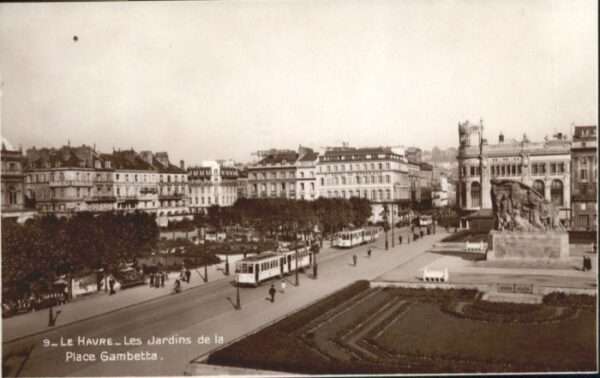 Le Havre Jardin Place Gambetta Strassenbahn