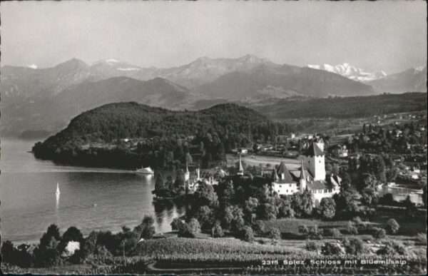 Spiez BE Spiez Schloss Blüemlisalp