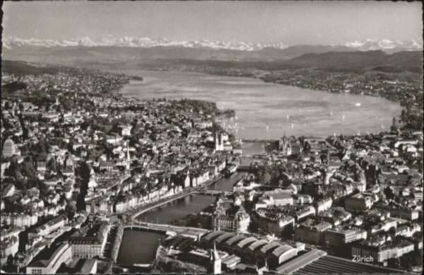 Zuerich liegeraufnahme Brücke x