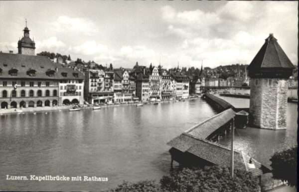 Luzern LU Luzern Kapellbrücke Rathaus