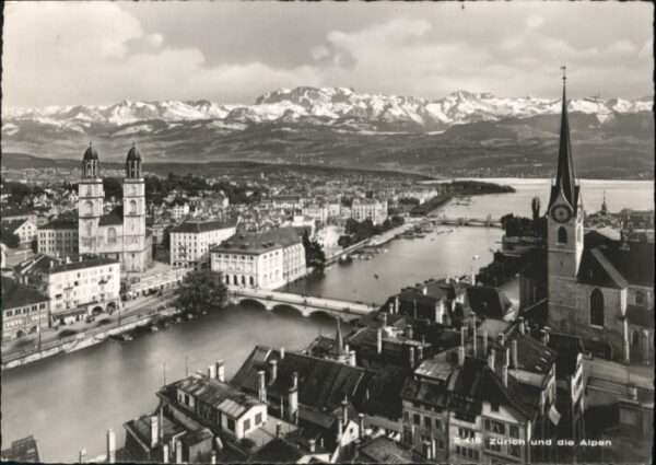 Zuerich rücke Kirche  x