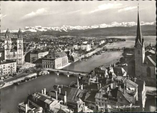 Zuerich rücke Kirche  *