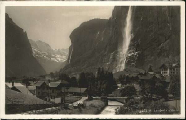 Lauterbrunnen BE Lauterbrunnen Brücke Fliegeraufnahme