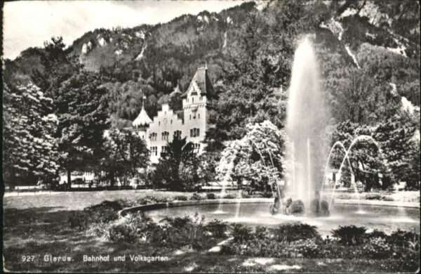 Glarus GL Glarus Bahnhof Volksgarten Brunnen