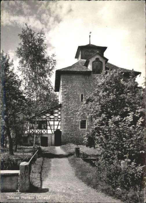 Pfaeffikon SZ chloss