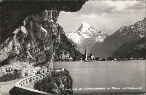 Flueelen UR Flüelen Axenstrasse