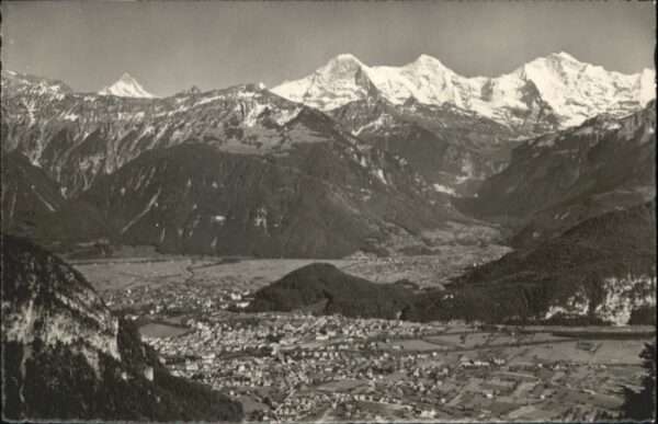 Interlaken BE Interlaken Schreckhorn Eiger Mönch Jung