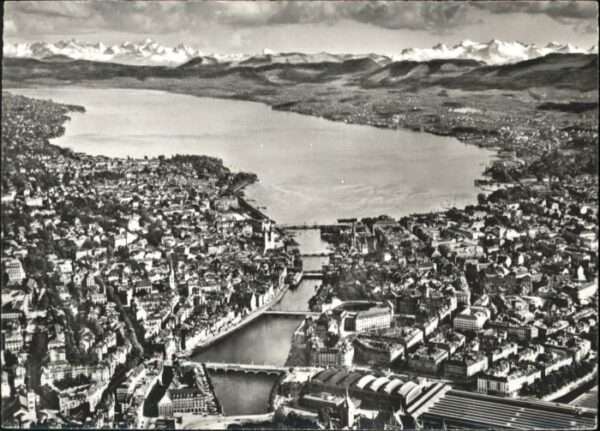 Zuerich liegeraufnahme