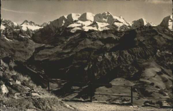 Niesen Kulm Blümlisalpgruppen