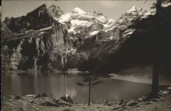 Kandersteg BE Kandersteg Oeschinensee Blümlisalp