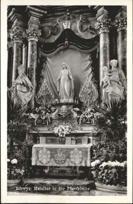 Schwyz Maialtar Kirche