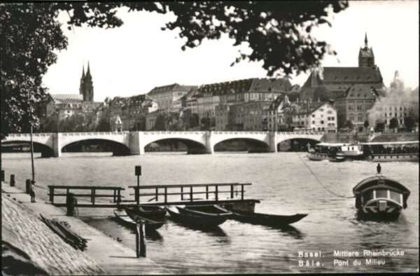 Basel BS Basel Mittlere Rheinbrücke Schiff
