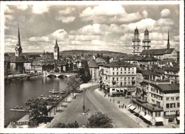 Zuerich rücke Kirche  *