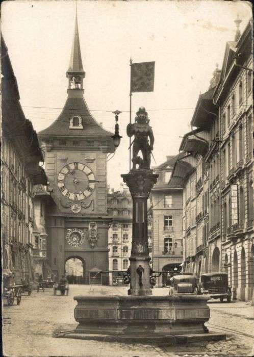 Bern BE Bern Zähringerbrunnen Zeitglockenturm