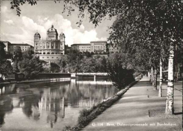 Bern BE Bern Dalmazipromenade Bundeshaus Brücke