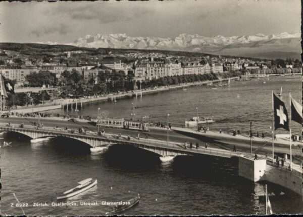 Zuerich rücke Schiff Tram *