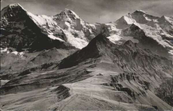 Maennlichen iger Mönch Jungfrau x