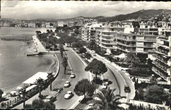 Cannes Alpes-Maritimes Cannes Croisette