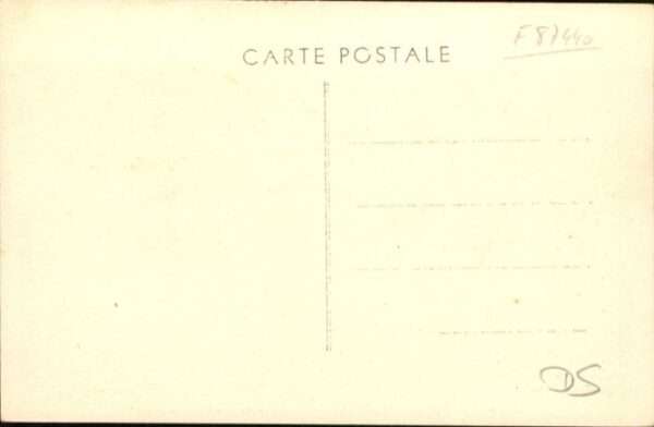 Les Salles-Lavauguyon Eglise – Bild 2