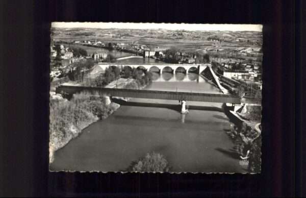 Aiguillon Pont Lot Fliegeraufnahme