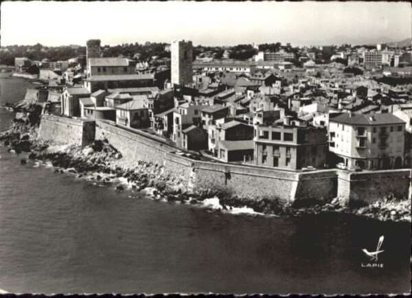 Antibes Alpes Maritimes Antibes Fliegeraufnahme Remparts