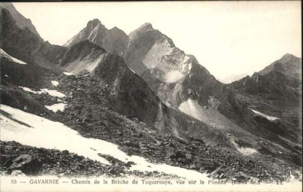 Gavarnie Chemin de la Breche de Tuquerouye