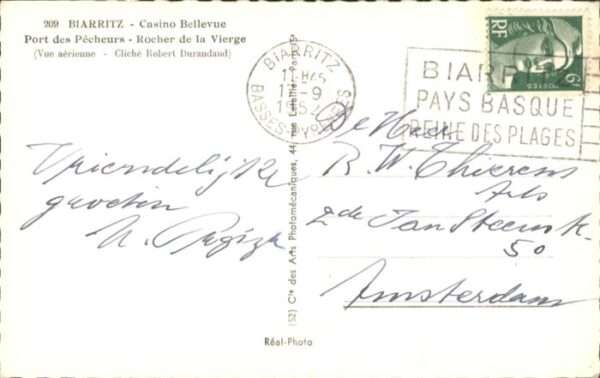 Biarritz Pyrenees Atlantiques Biarritz Port des Pecheurs Fliegeraufna – Bild 2