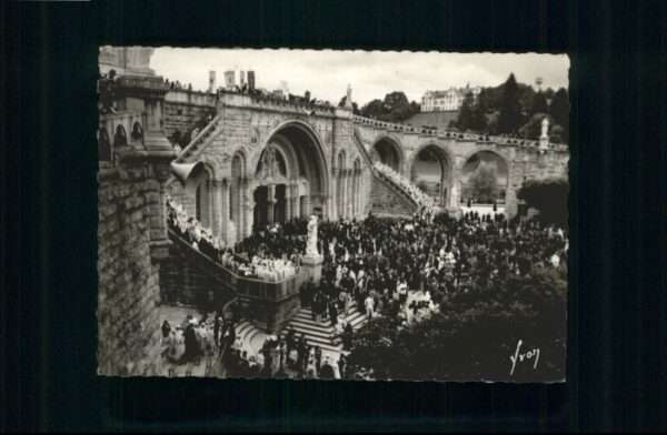 Lourdes Hautes Pyrenees Lourdes Saint Sacrement