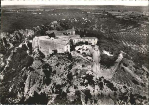 Rochefort-du-Gard Sanctuaire Notre-Dame Fliegeraufnahme