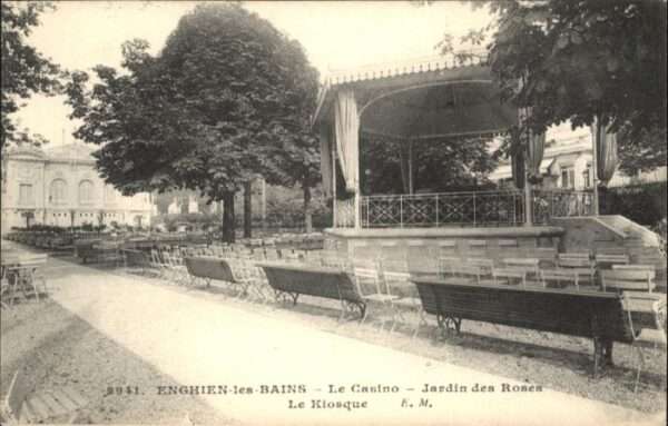 Enghien-les-Bains Le Casino Jardin des Roses Le Kiosque