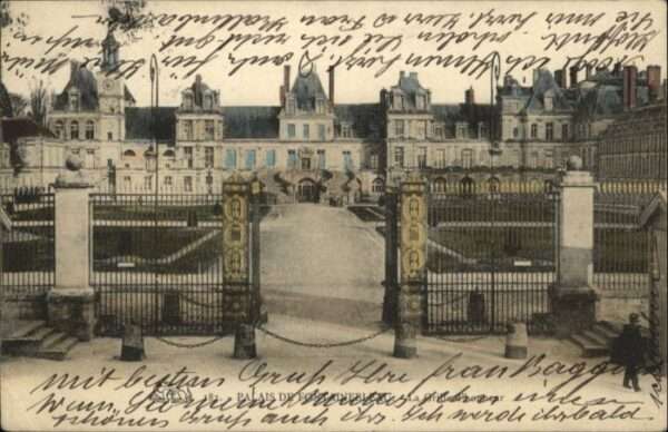 Fontainebleau Palais