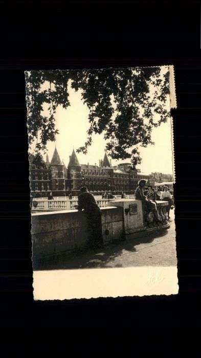 Paris Tours de la Conciergerie