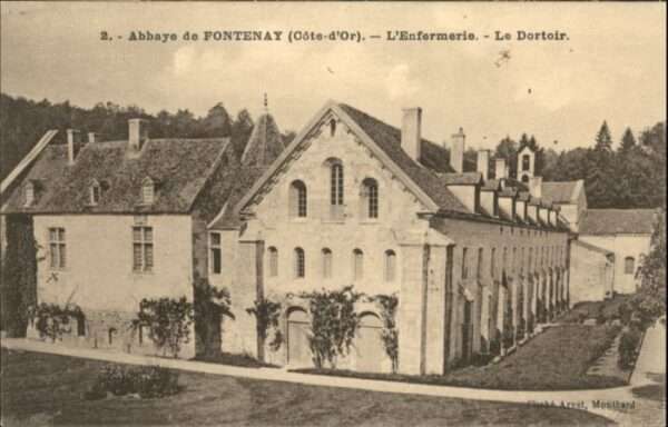Montbard Abbaye de Fontenay Enfermerie Le Dortoi
