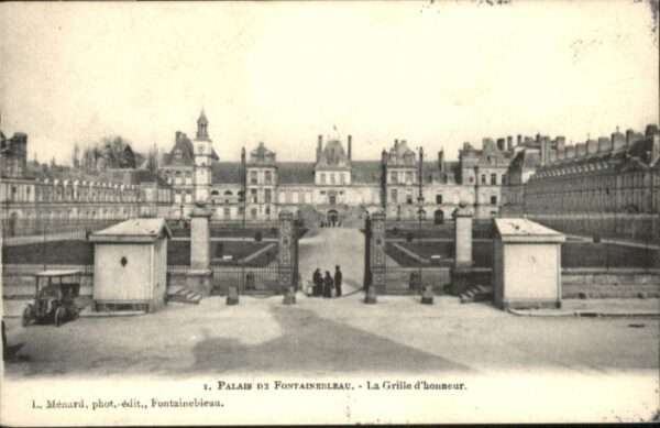 Fontainebleau Palais