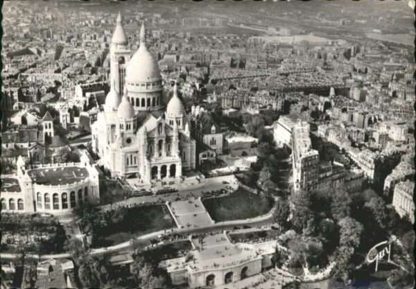 Paris Fliegeraufnahme La Basilique du Sacre C