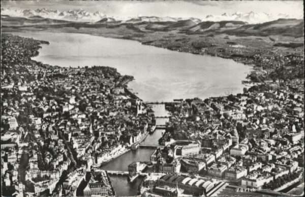 Zuerich liegeraufnahme