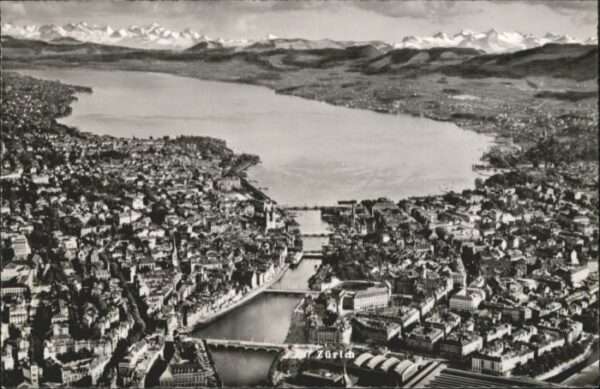 Zuerich liegeraufnahme Brücke x