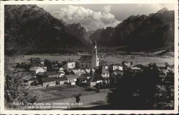 Dobbiaco Pustertal Suedtirol Kirche